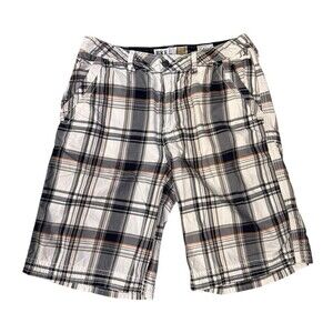 Buckle BKE Shorts Mens Size 34 x 11 Golf Casual Flat Front Plaid Outdoor Pockets
